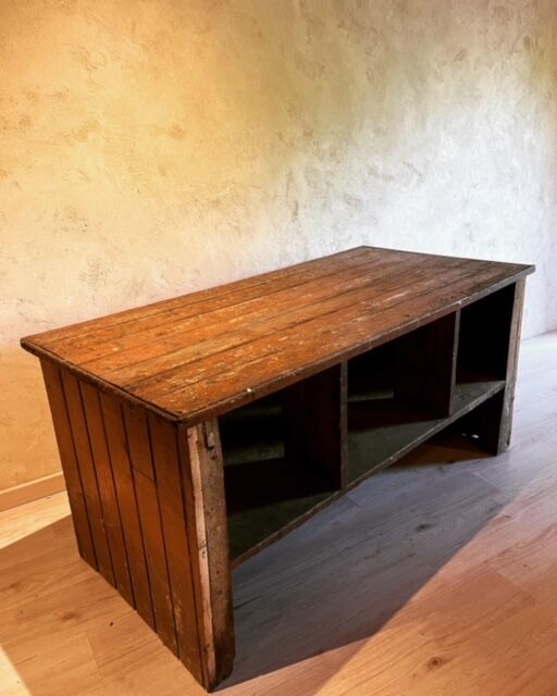 Antique counter furniture trade