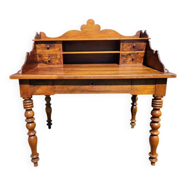 Bureau à gradin en noyer massif, 1850