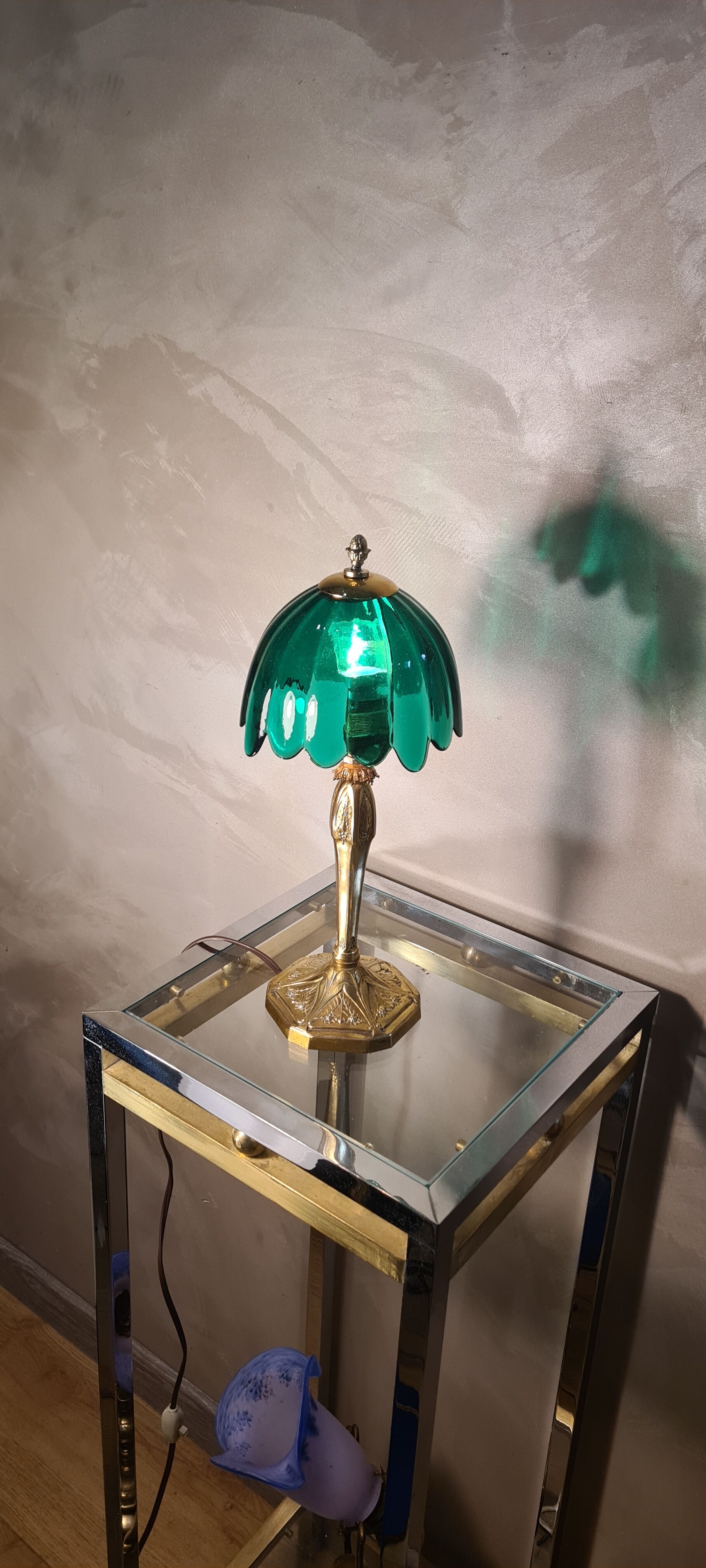 Chiseled golden bronze lamp, art nouveau, art deco with pretty tulip original 33x15 electricity ok
