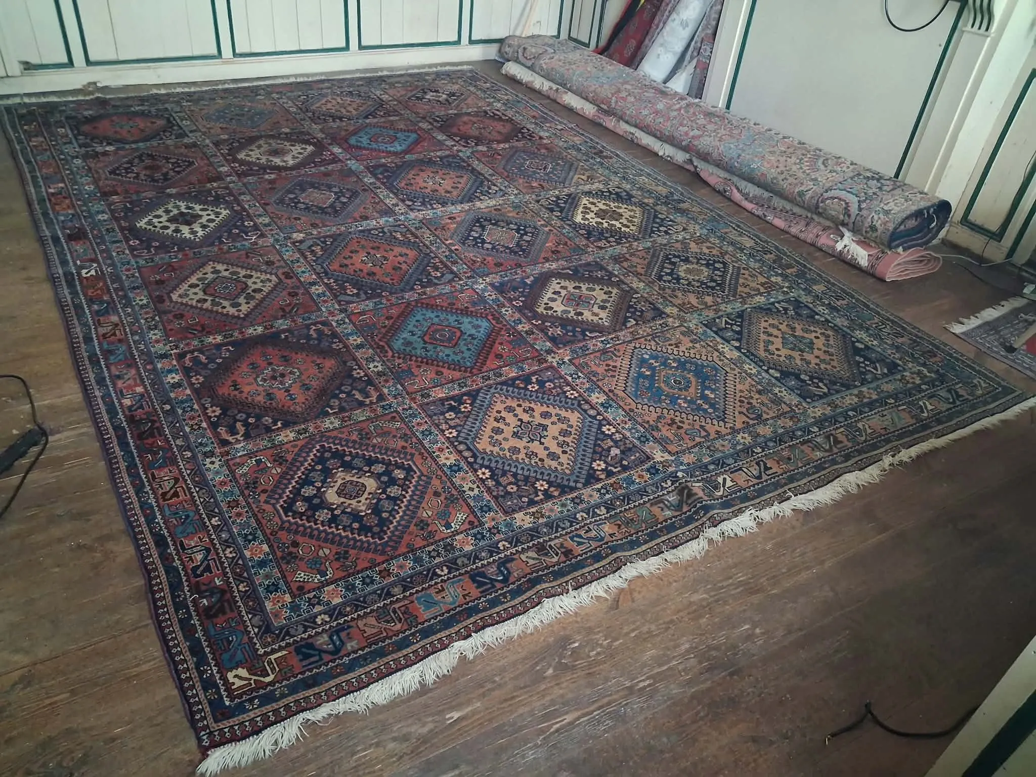 Handmade Persian Yalameh rug 370x261cm
