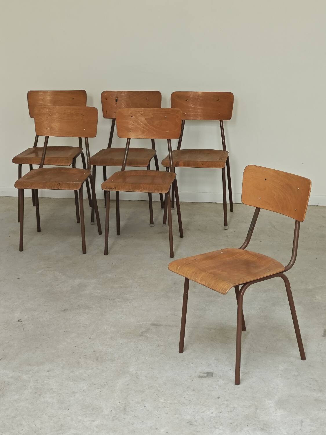 Set of 6 Czech school chairs in metal and wood, Kovona bistro style.