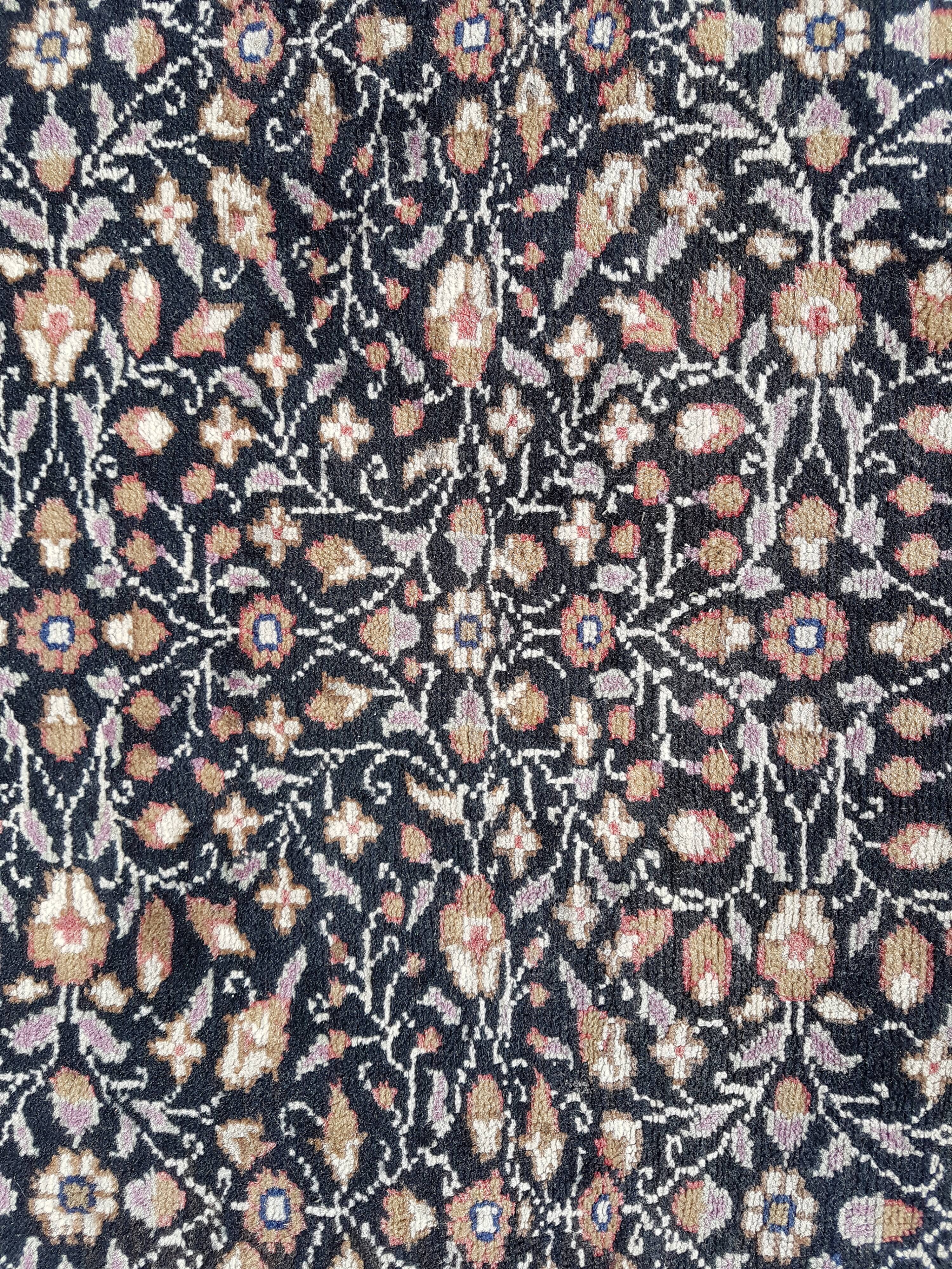 Handmade Persian rug 100% wool 151x248cm