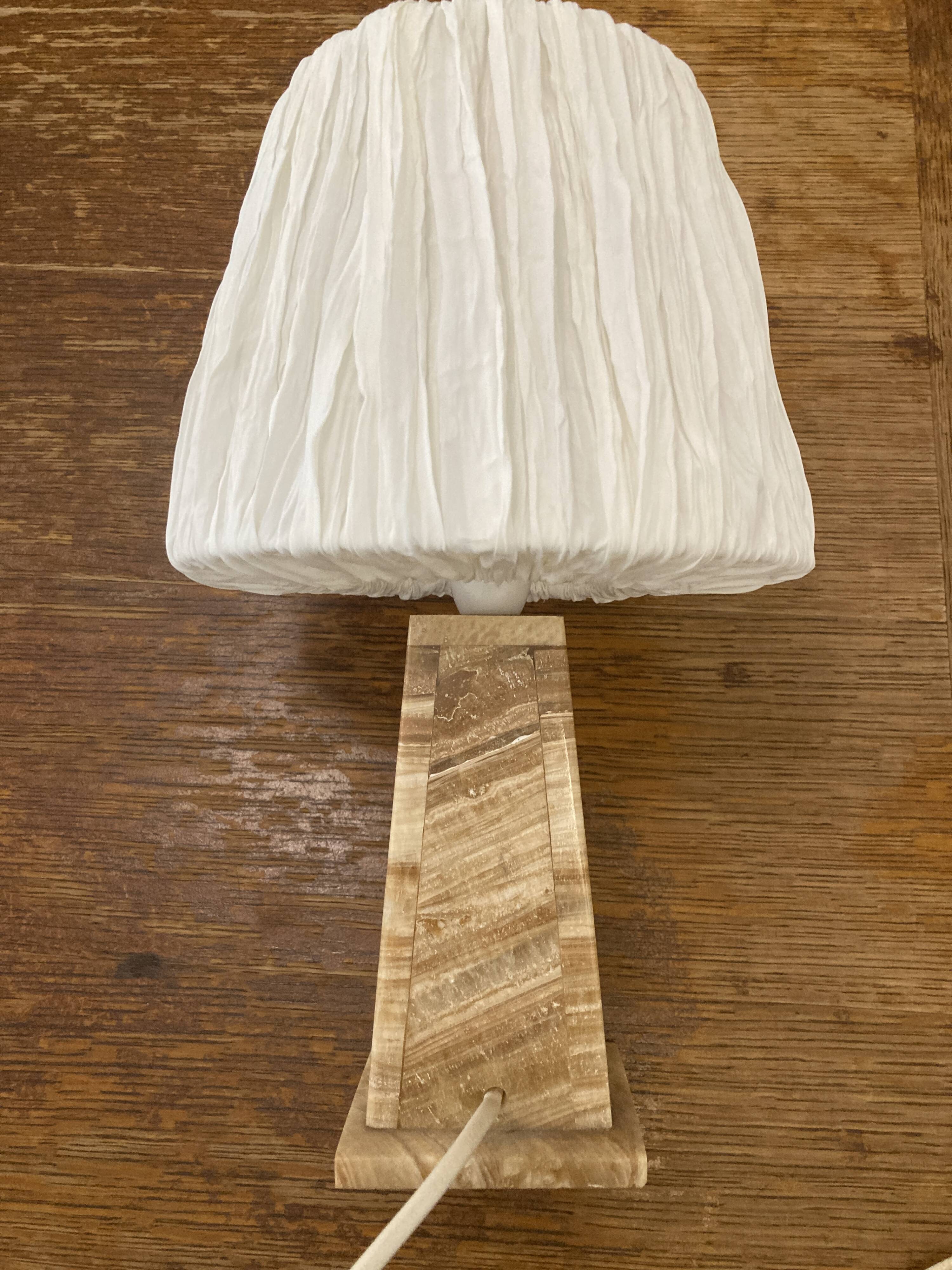 Modernist Table Lamp in Honey Onyx and Golden Maltese Cross - 1970s