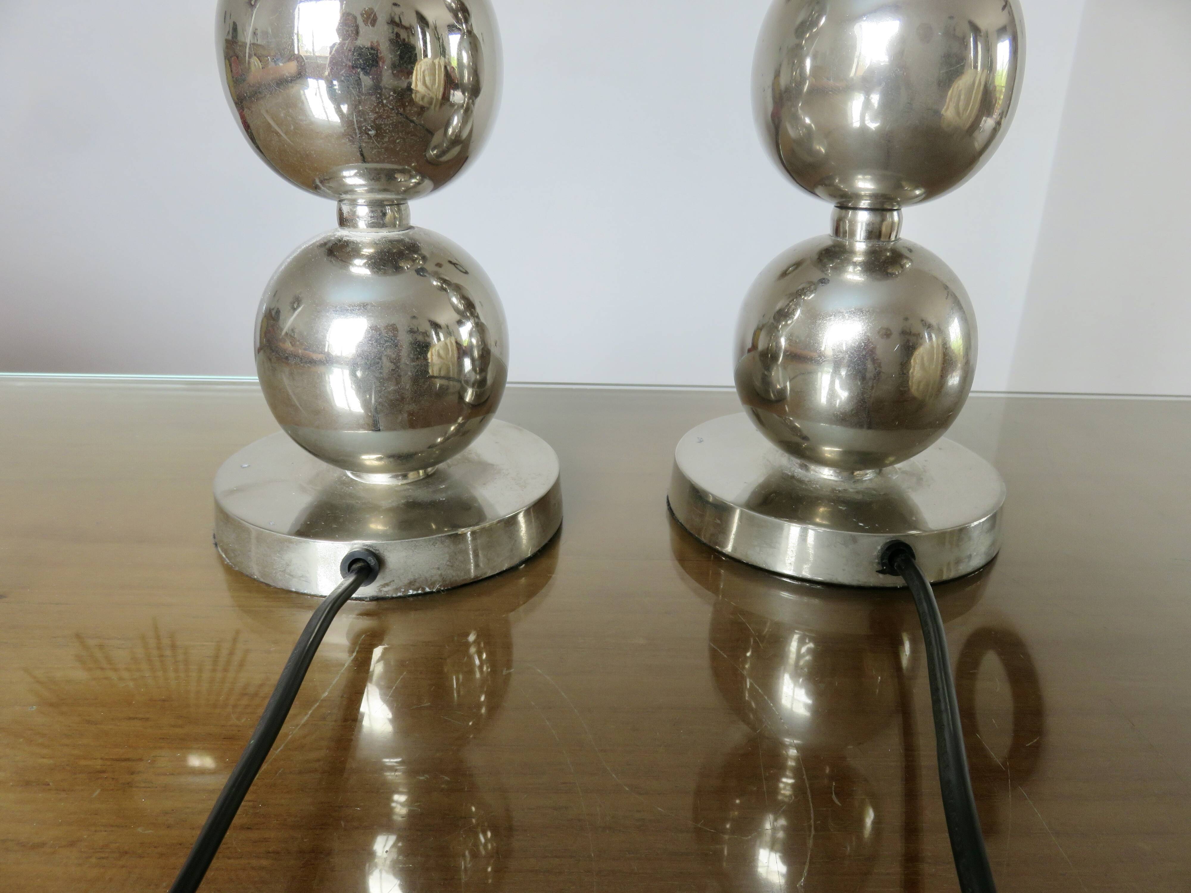 Paire de lampes en métal chromé années 70