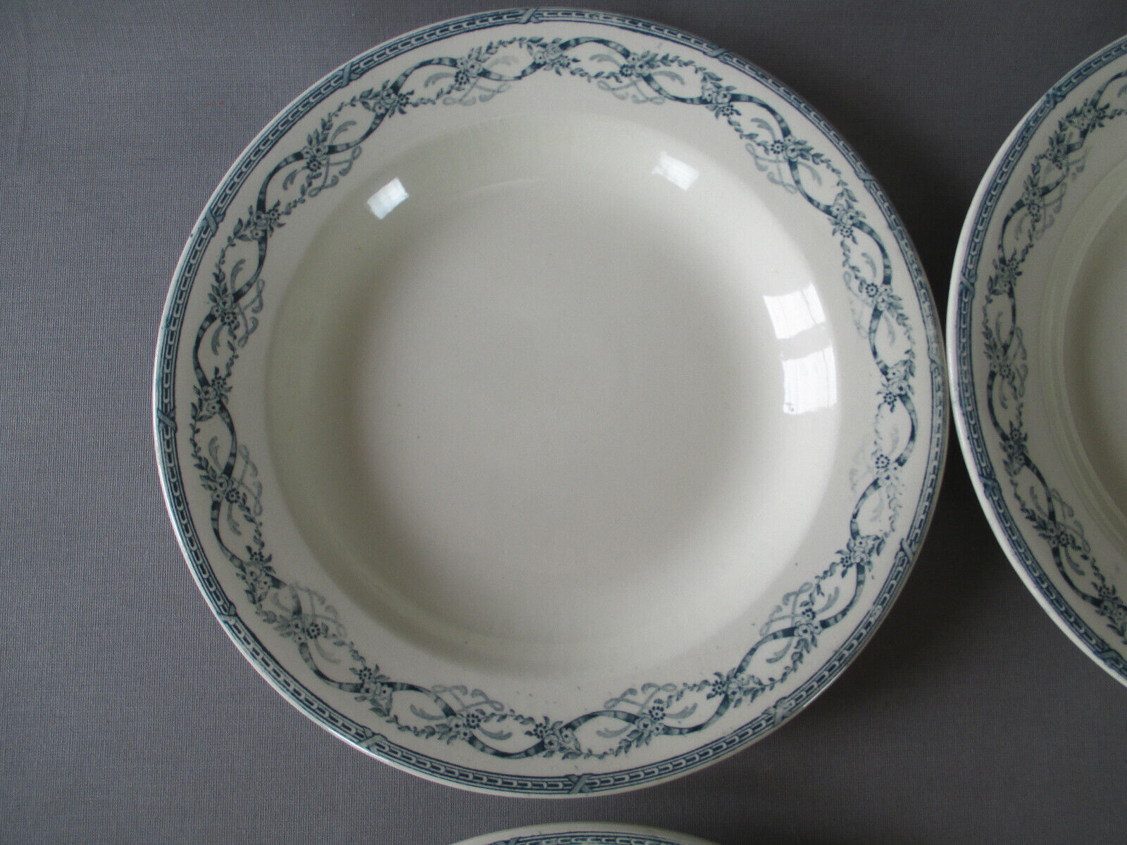 9 hollow plates Salins Récamier terre de fer