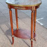 Pedestal table