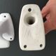 Paire de patères en porcelaine blanche rétro