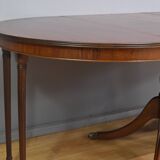 English Style Mahogany Extendable Pedestal Table - 1960