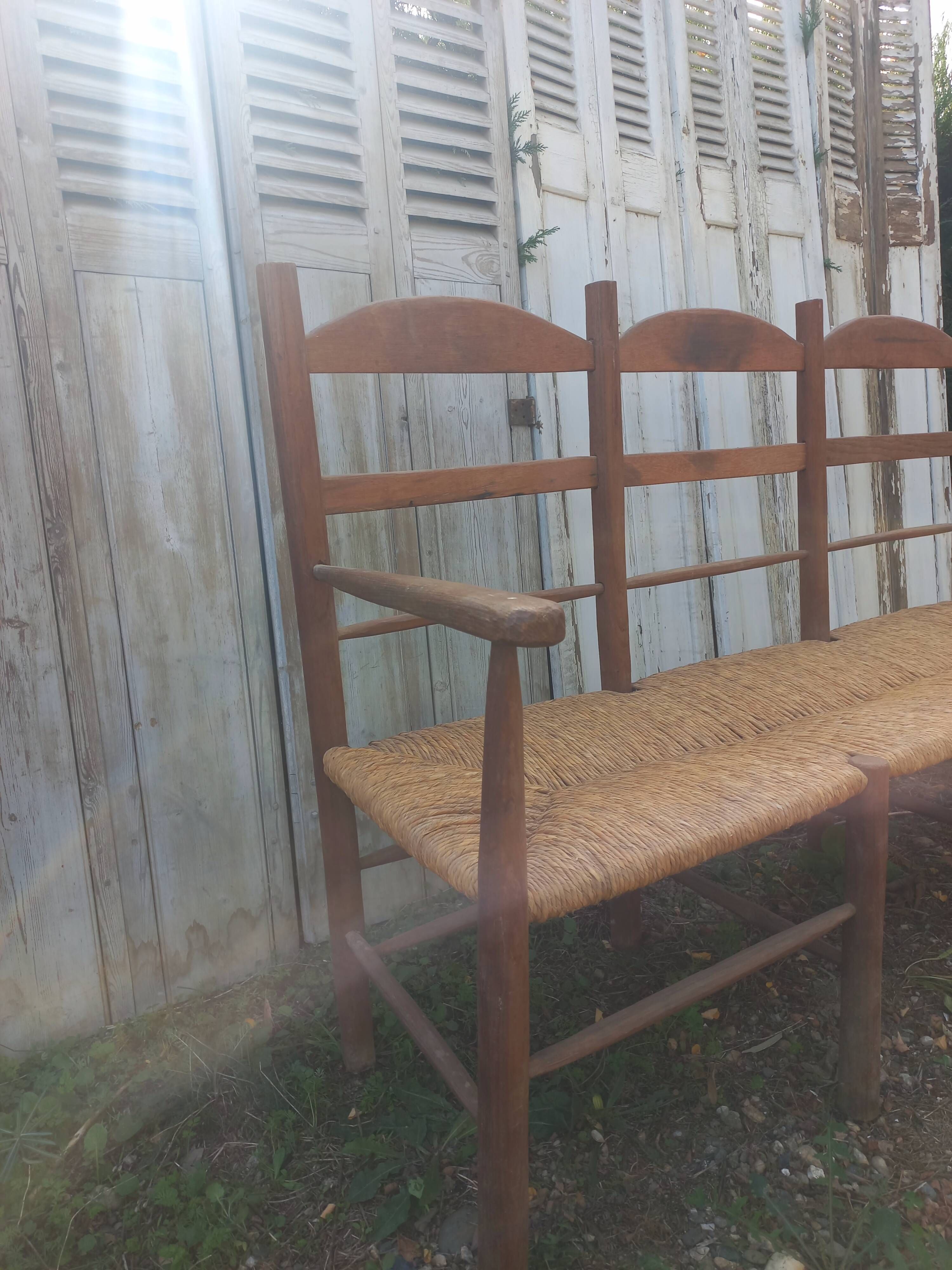Radassier Provençal Bench