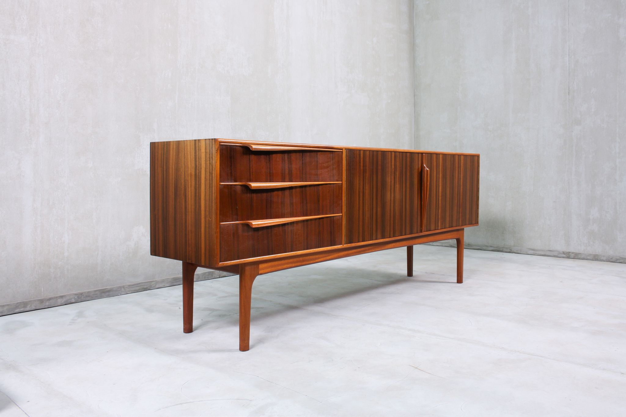 Enfilade par McIntosh, années 1960