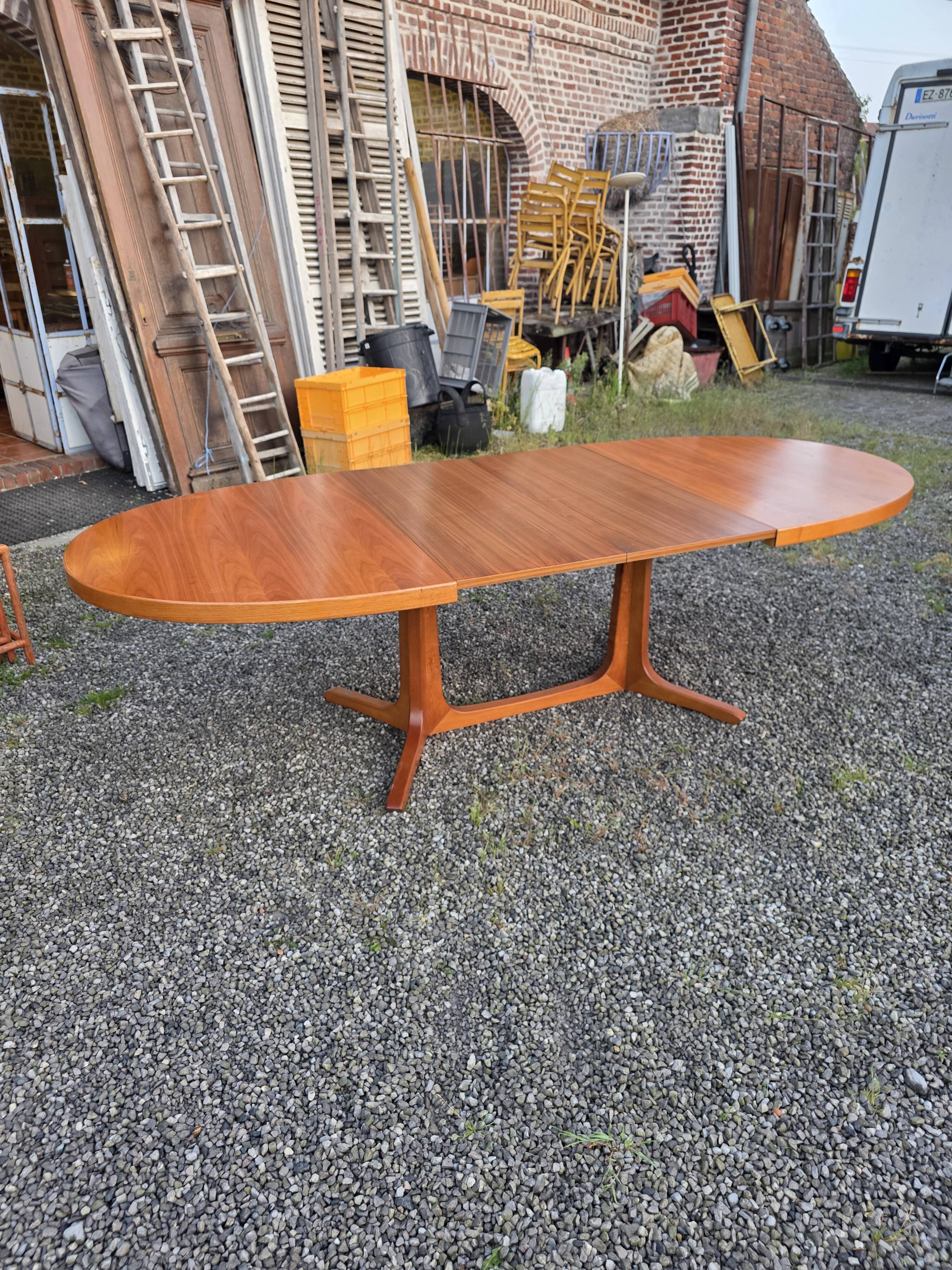 Baumann extendable table in teak from the 1960s (2 extensions)