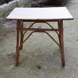 Table en rotin