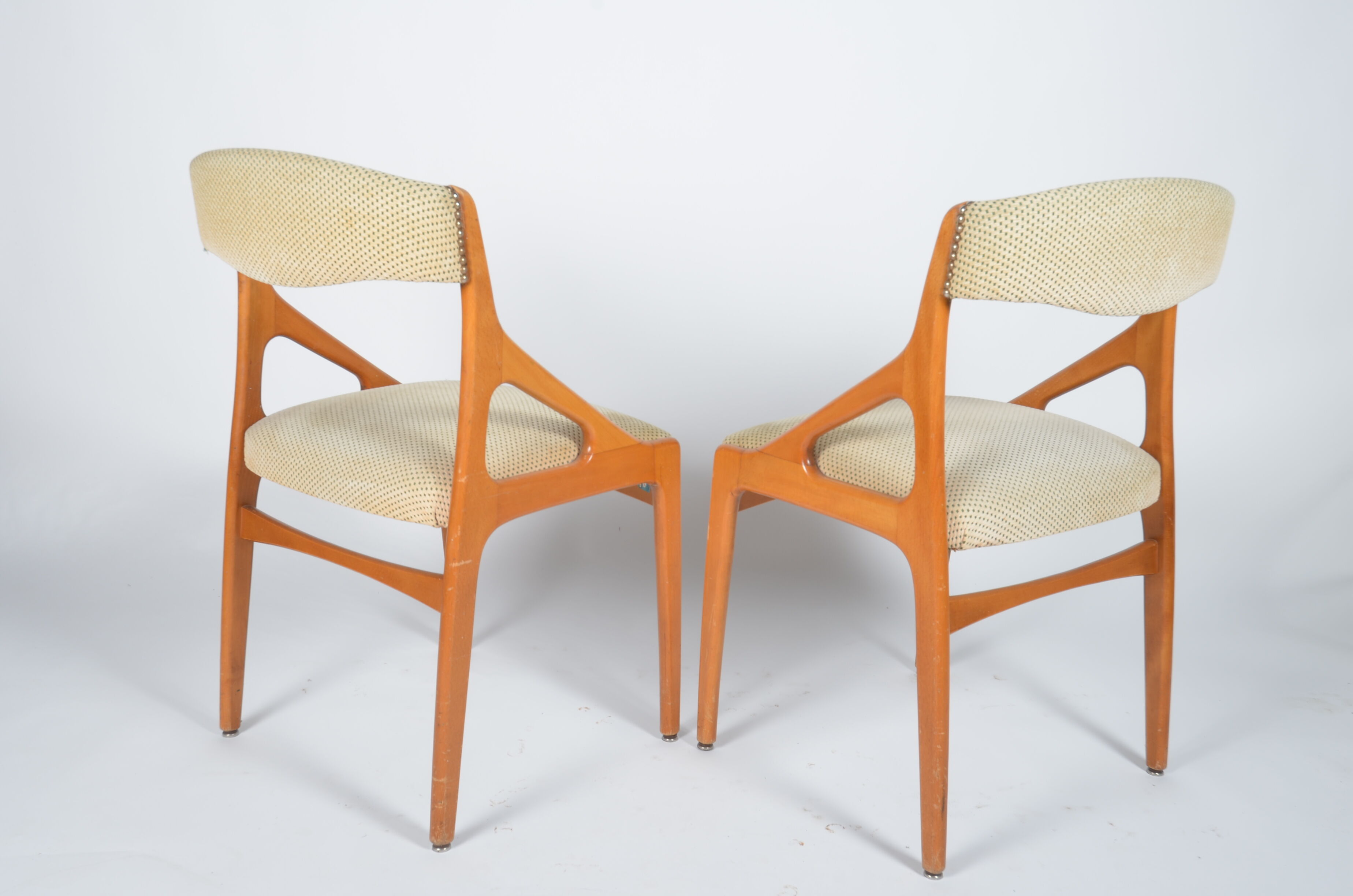 2 chaises scandinave baumann