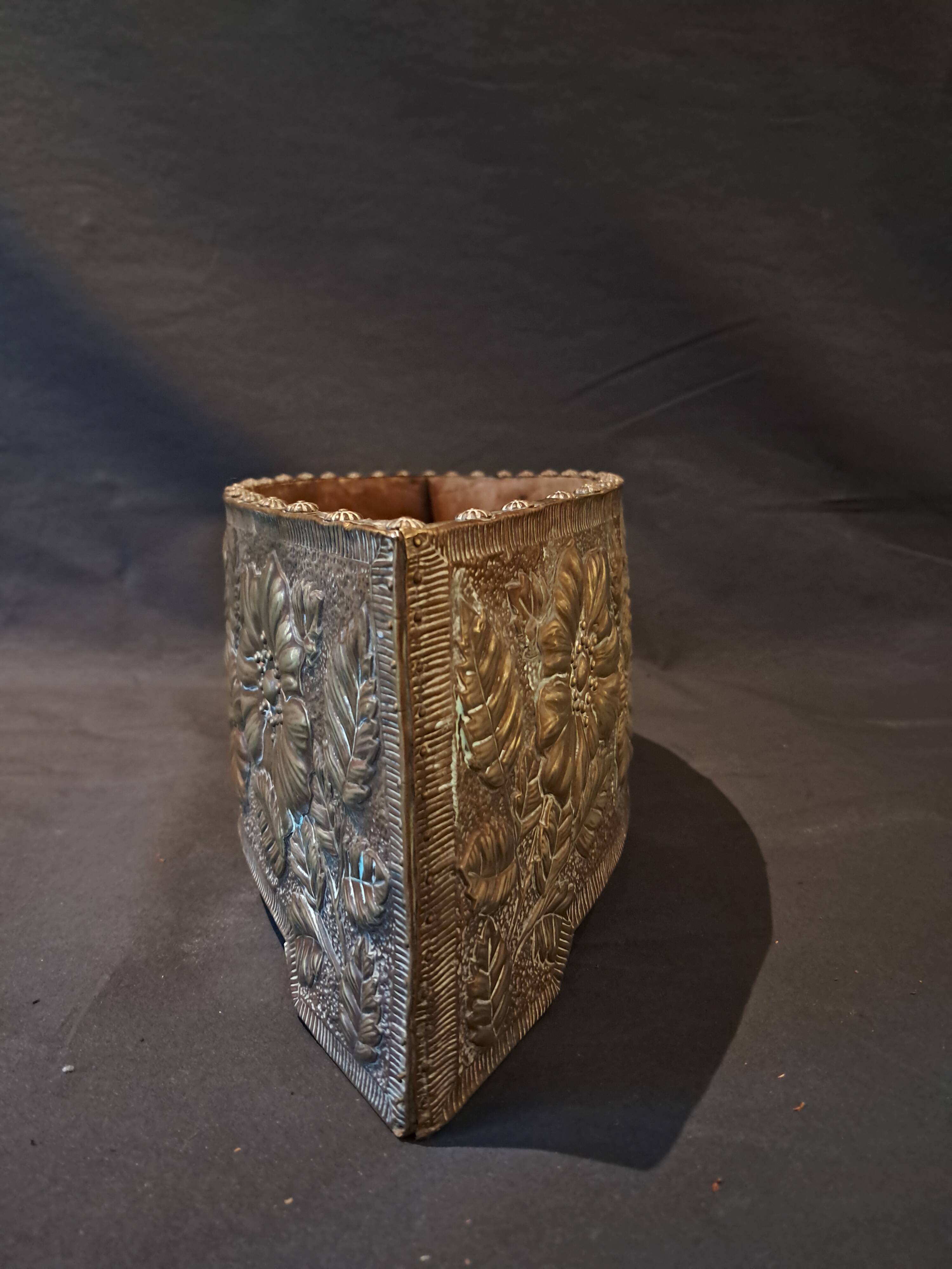 Art Nouveau Cachepot Planter in Marquise Shape with Floral Decoration in Lai