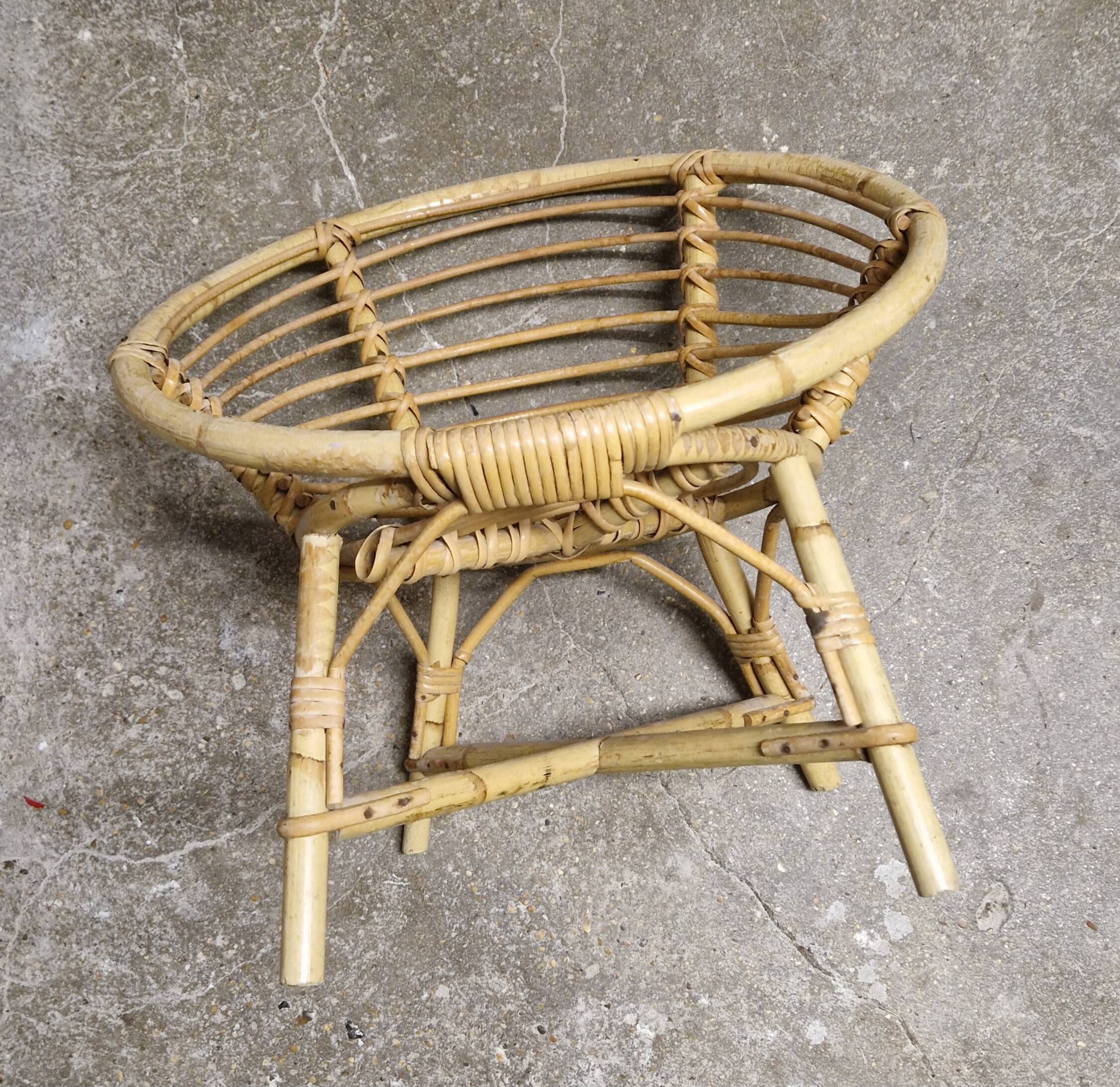 Fauteuil enfant en rotin années 1970