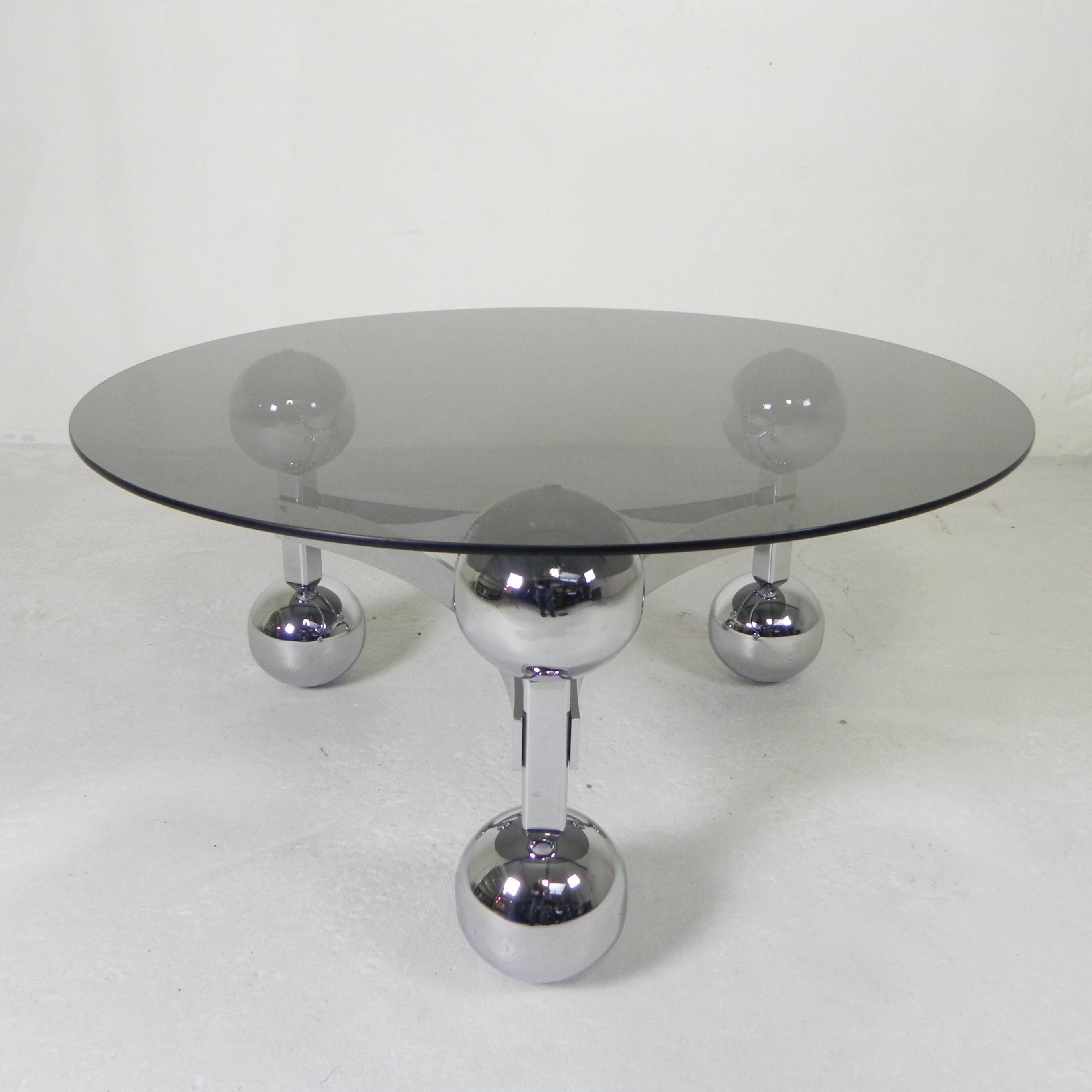 Space Age Sputnik coffee table, with a 1970s chrome base