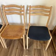 Set of 4 ribbed fabric chairs
