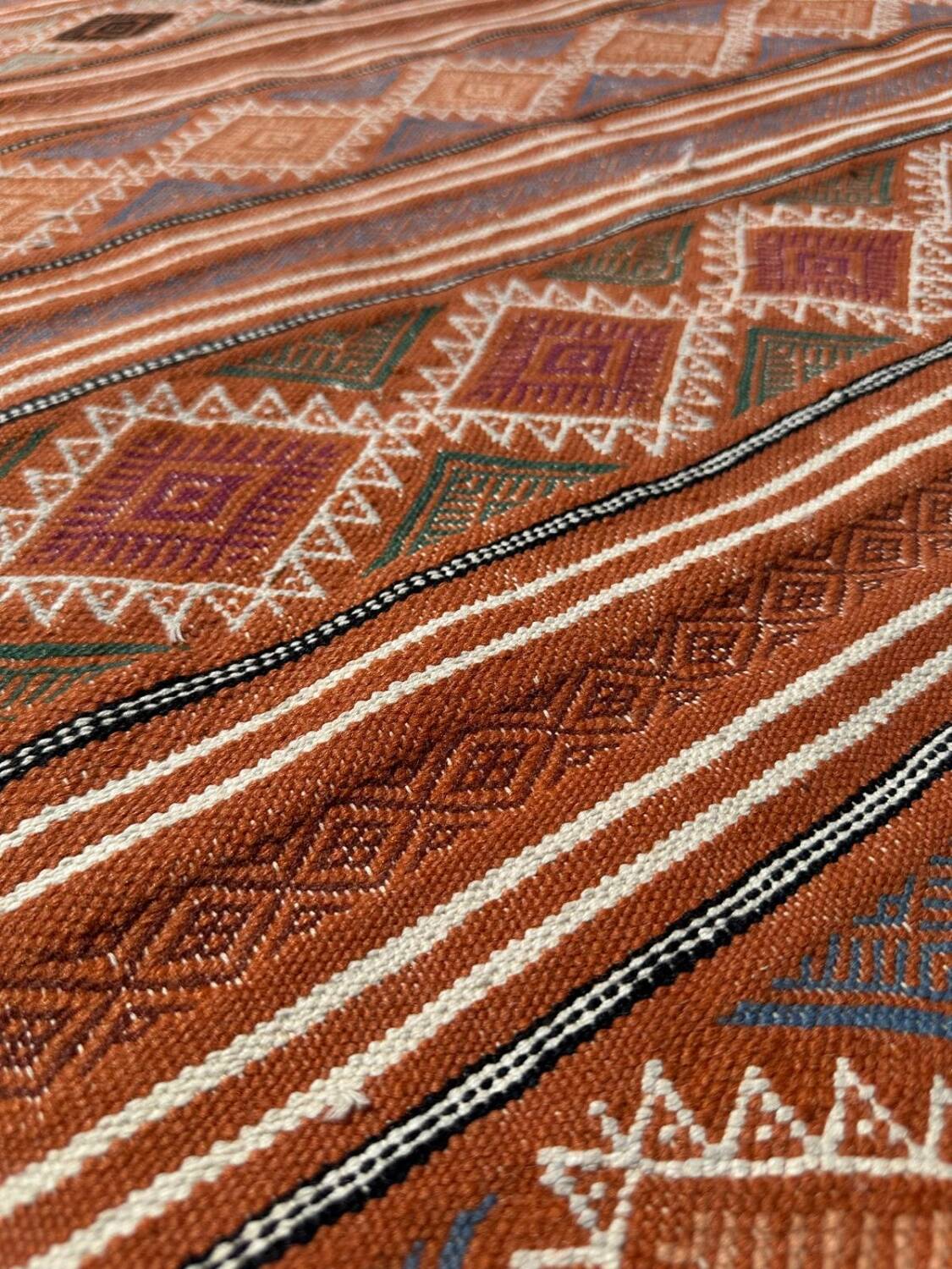 Handmade kilim rug