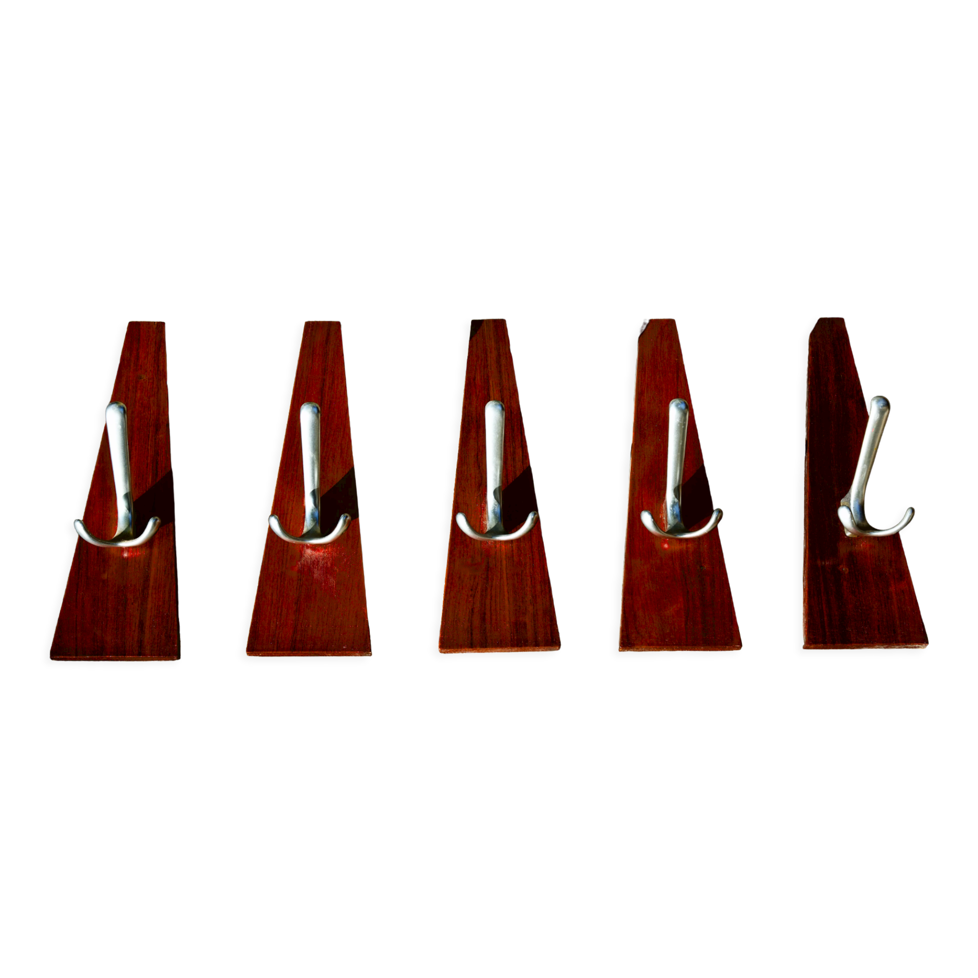 Coat rack with 5 hangers