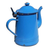 Cafetière en fer émaillé.