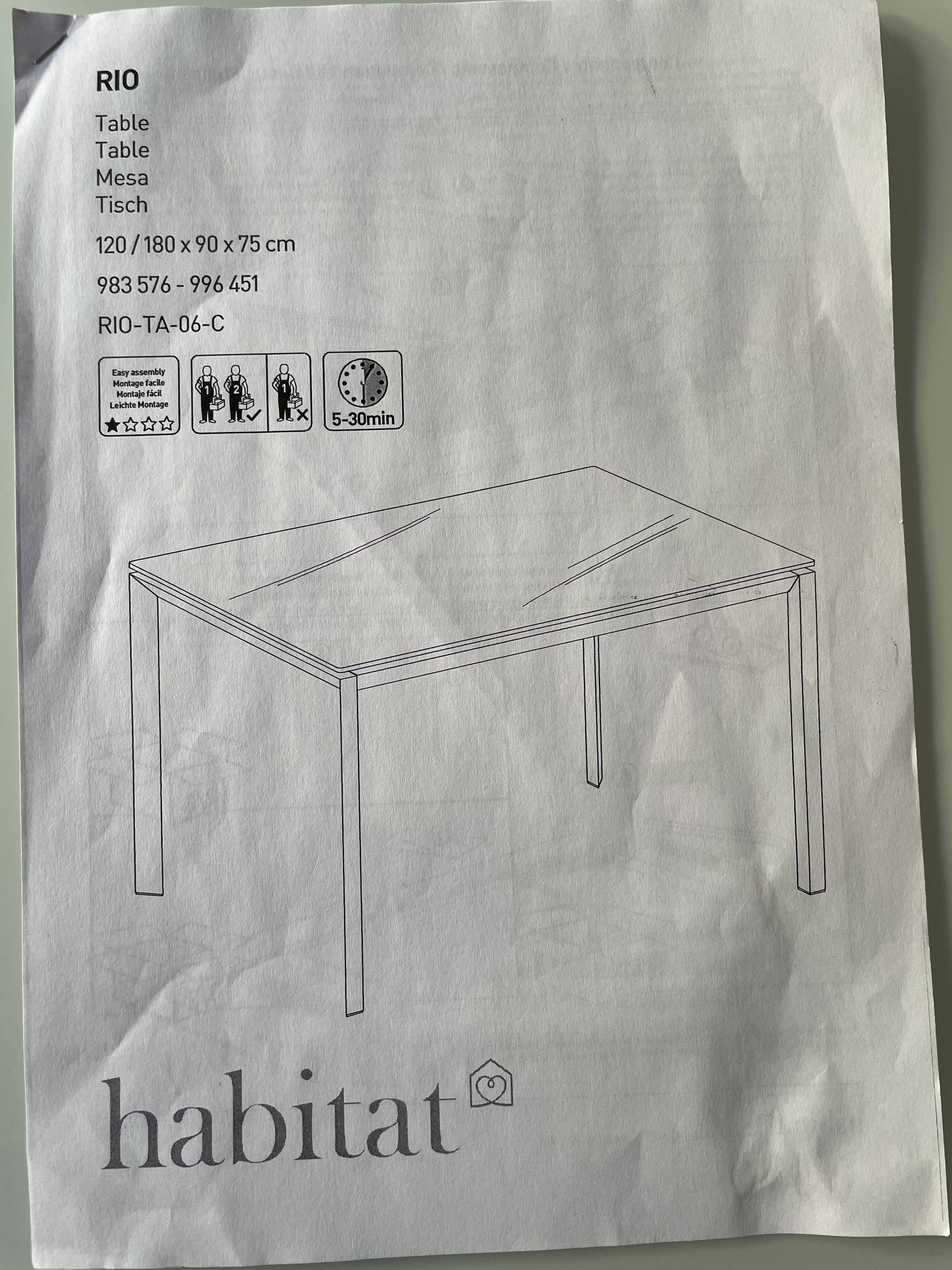 Extendable glass table Brand Habitat, Rio model