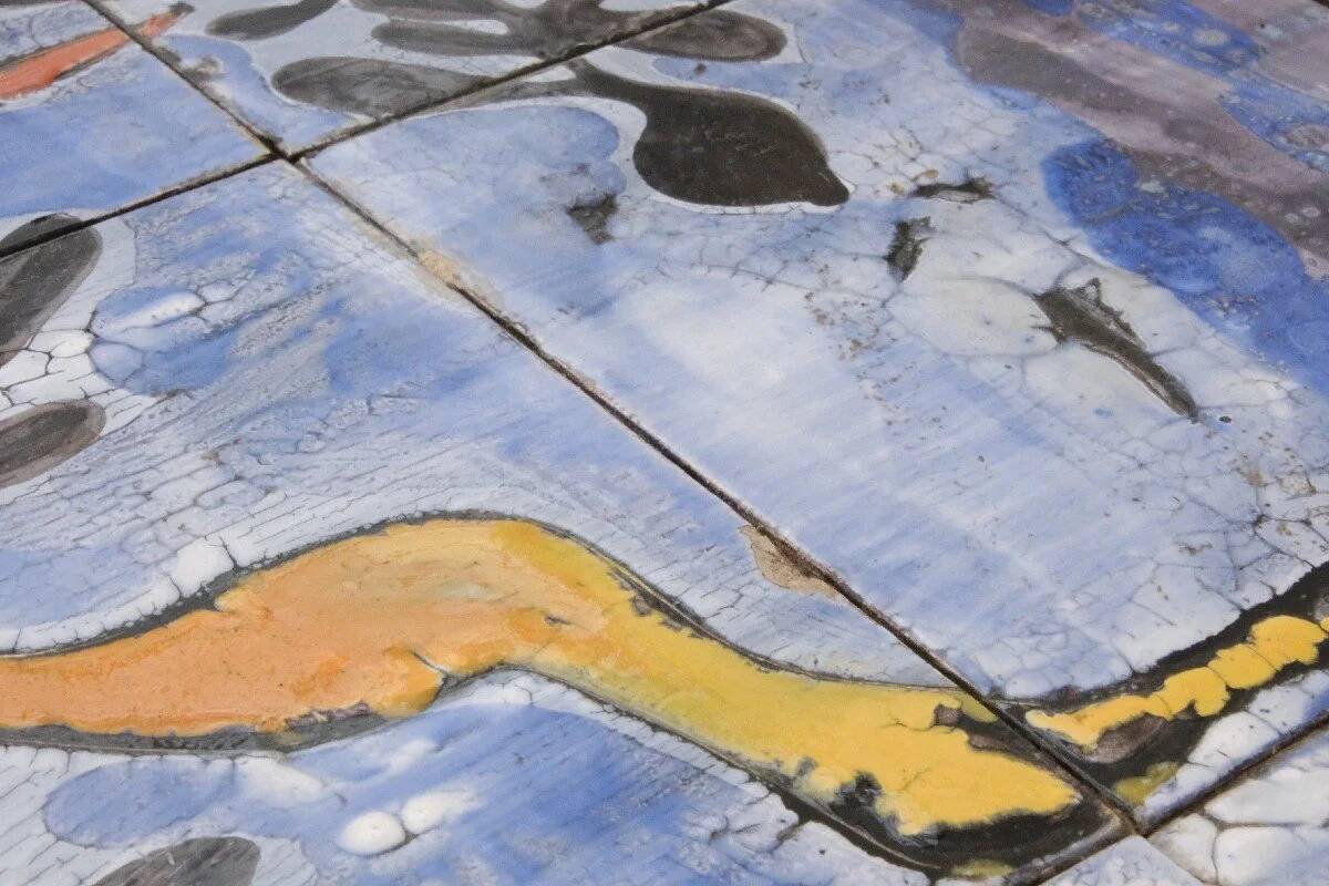 Ceramic coffee table from the Monsan Picard workshop, 1970