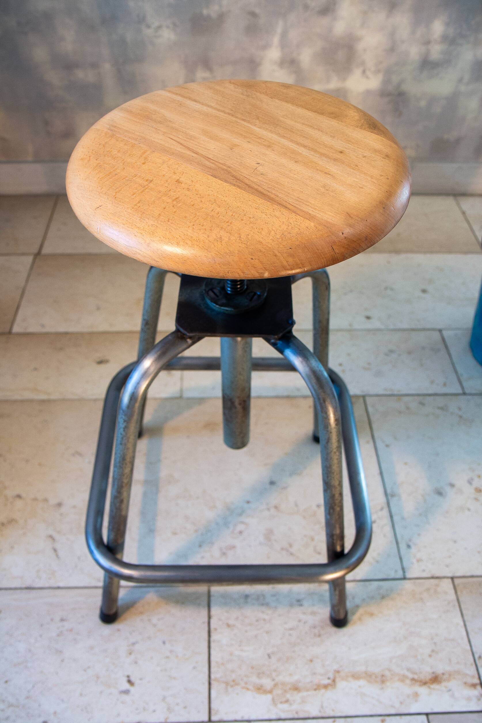 Restored factory stool L. Sautereau, 1950s-60s.