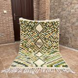Petit tapis marocain Azilal, authentique tapis berbère vintage marocain