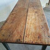 Farm table
