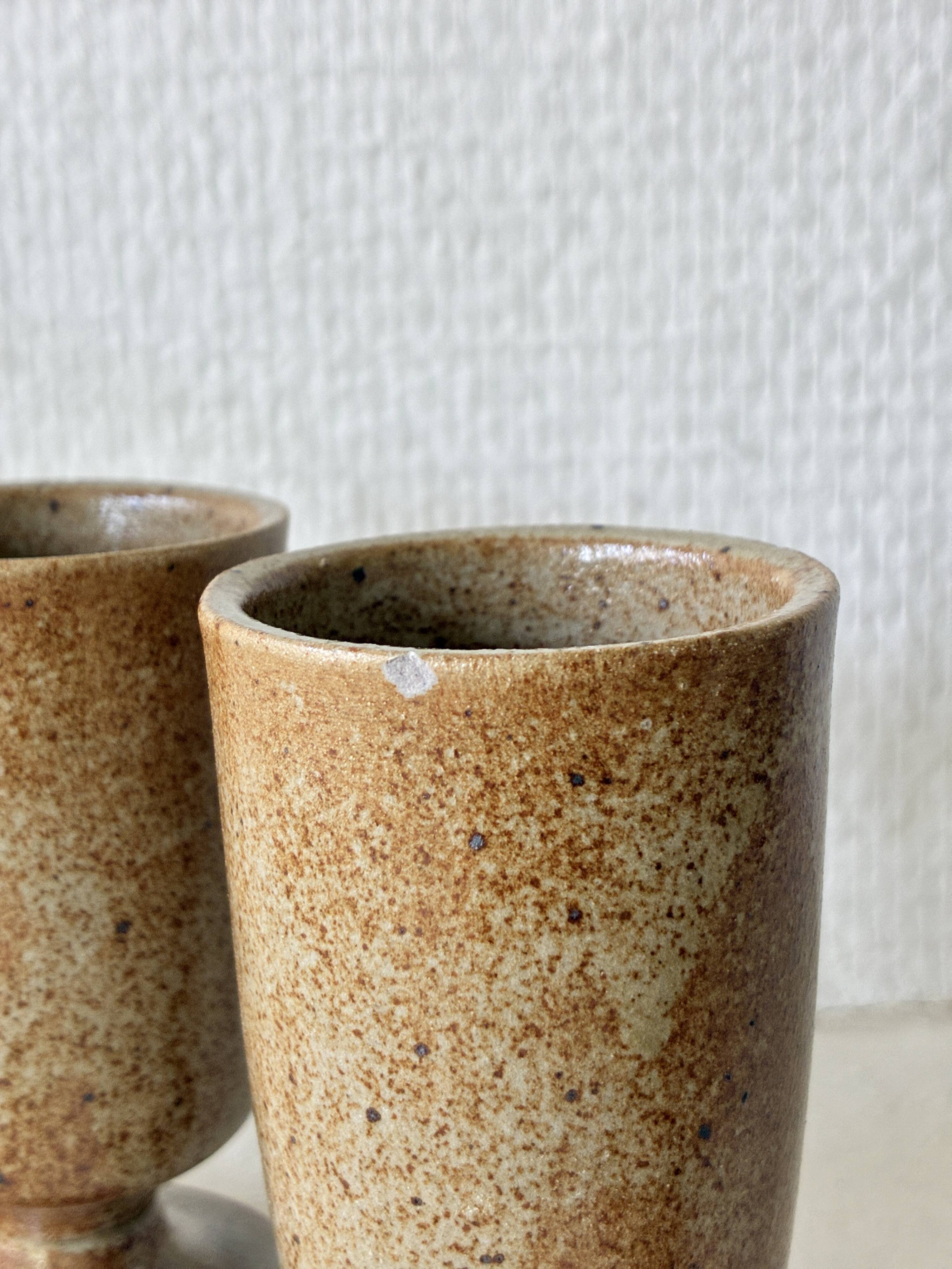 Set of 4 stoneware mugs