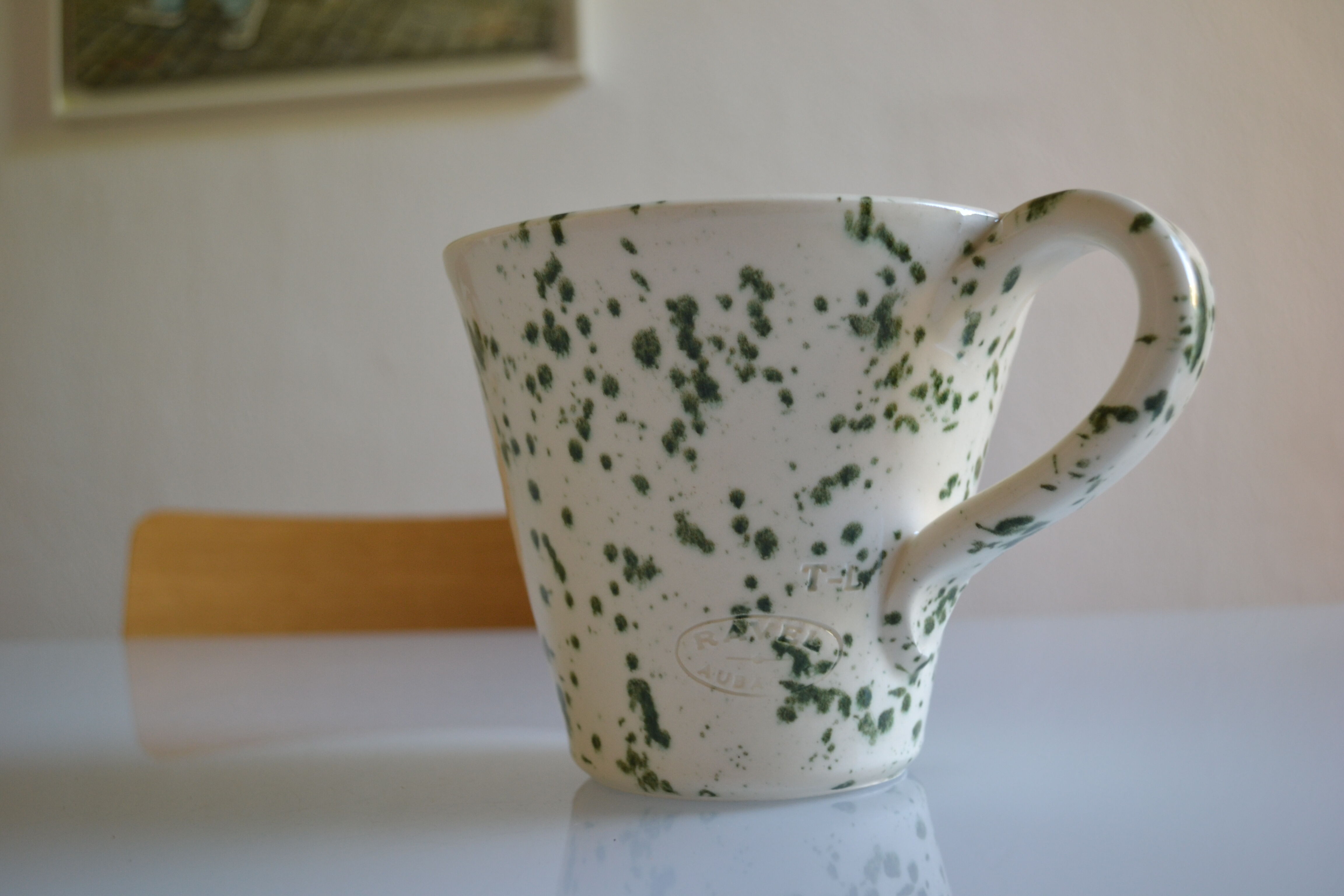 Ravel ceramic pitcher in Aubagne