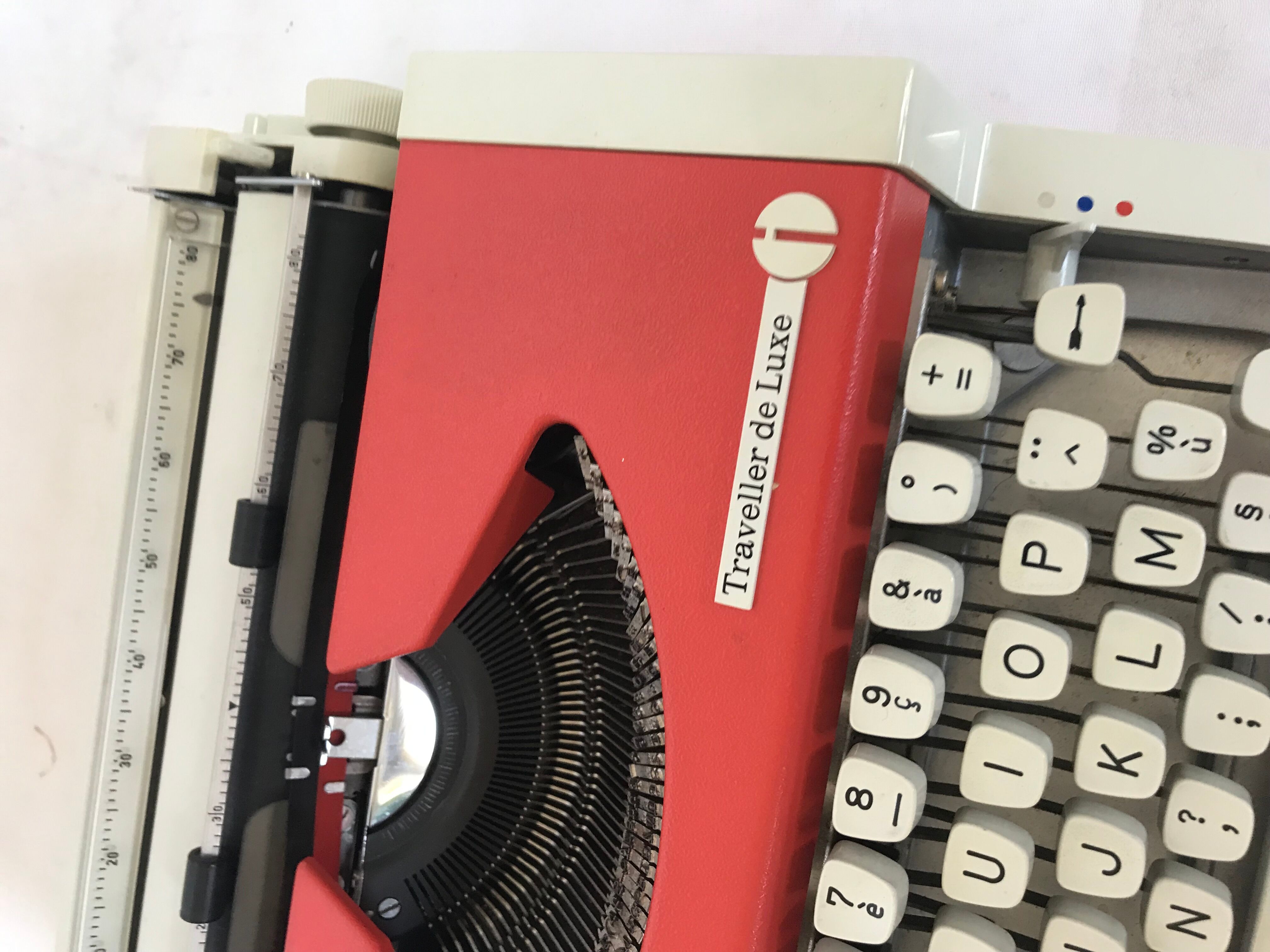 Typewriter, Olympia Traveller de Luxe