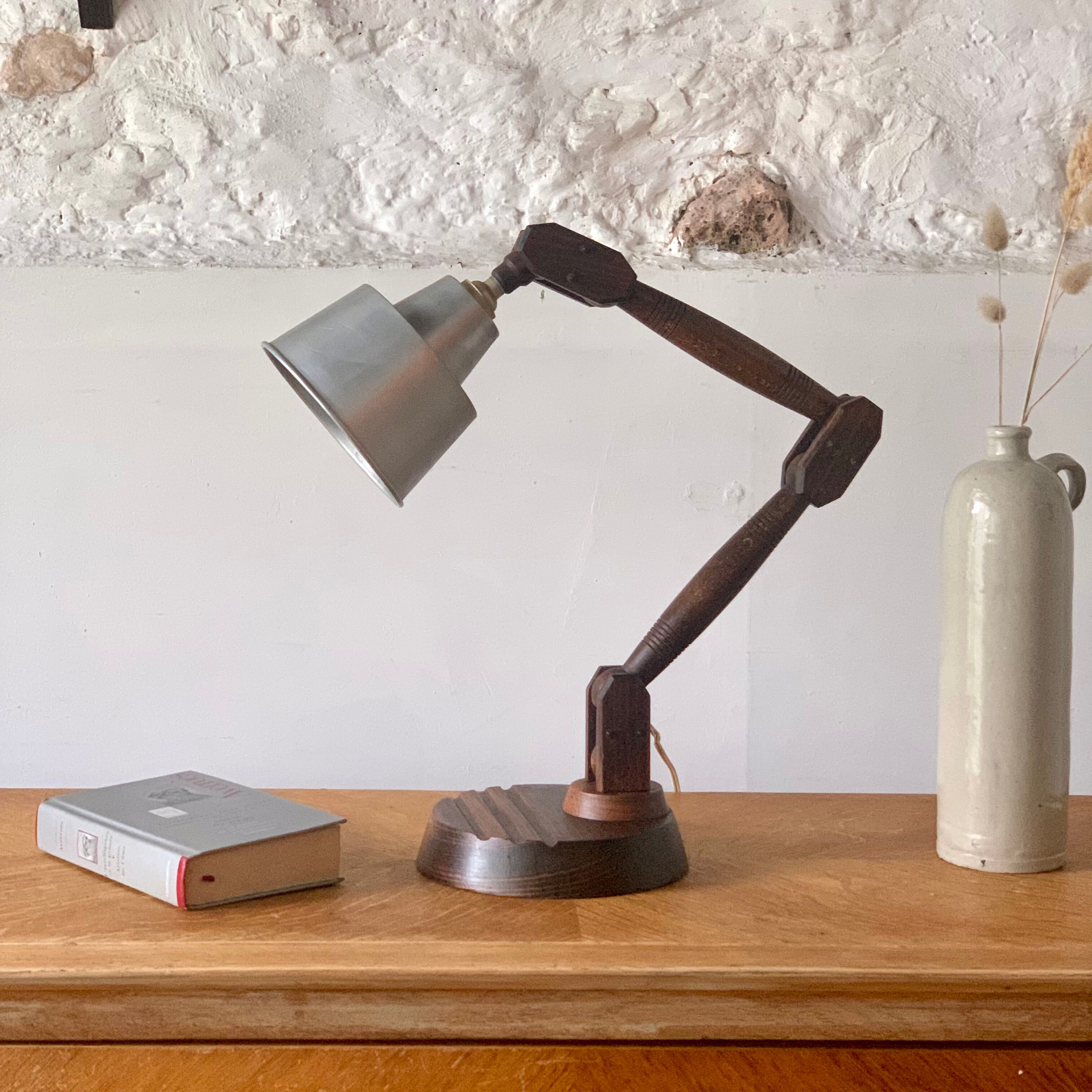Articulated lamp in wood and vintage metal