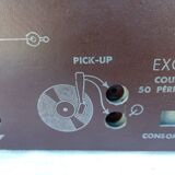 Radio Bakelite Sonora Excellence 302