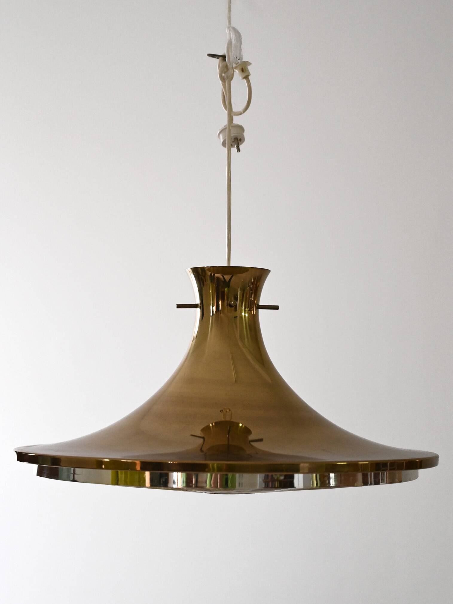Vintage gold pendant lamp