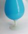 Vase en opaline bleu et blanc