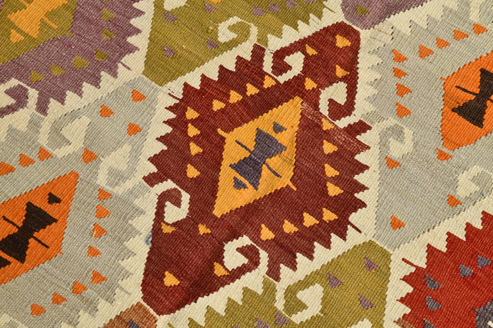 5x9 Geometric Style Vintage Kilim Rug,