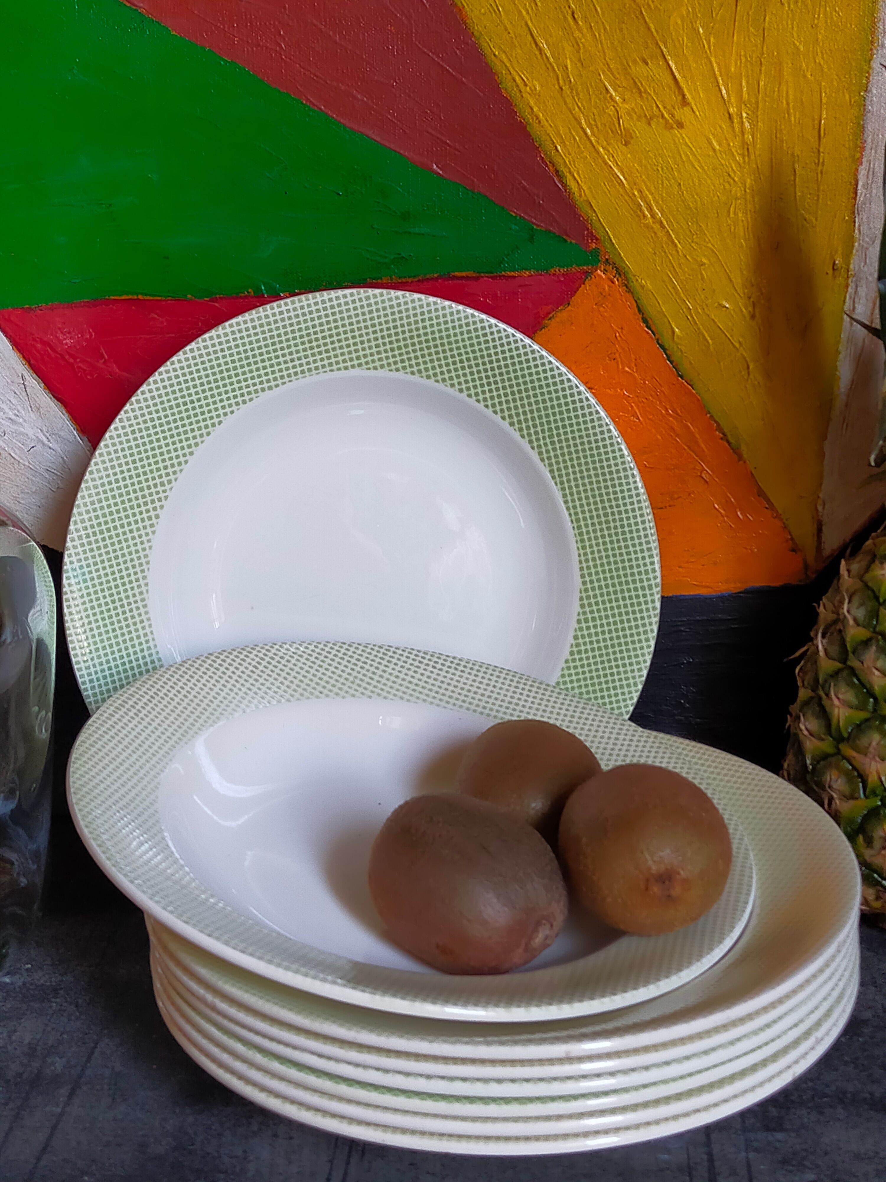 Eight earthenware plates from salins 50s