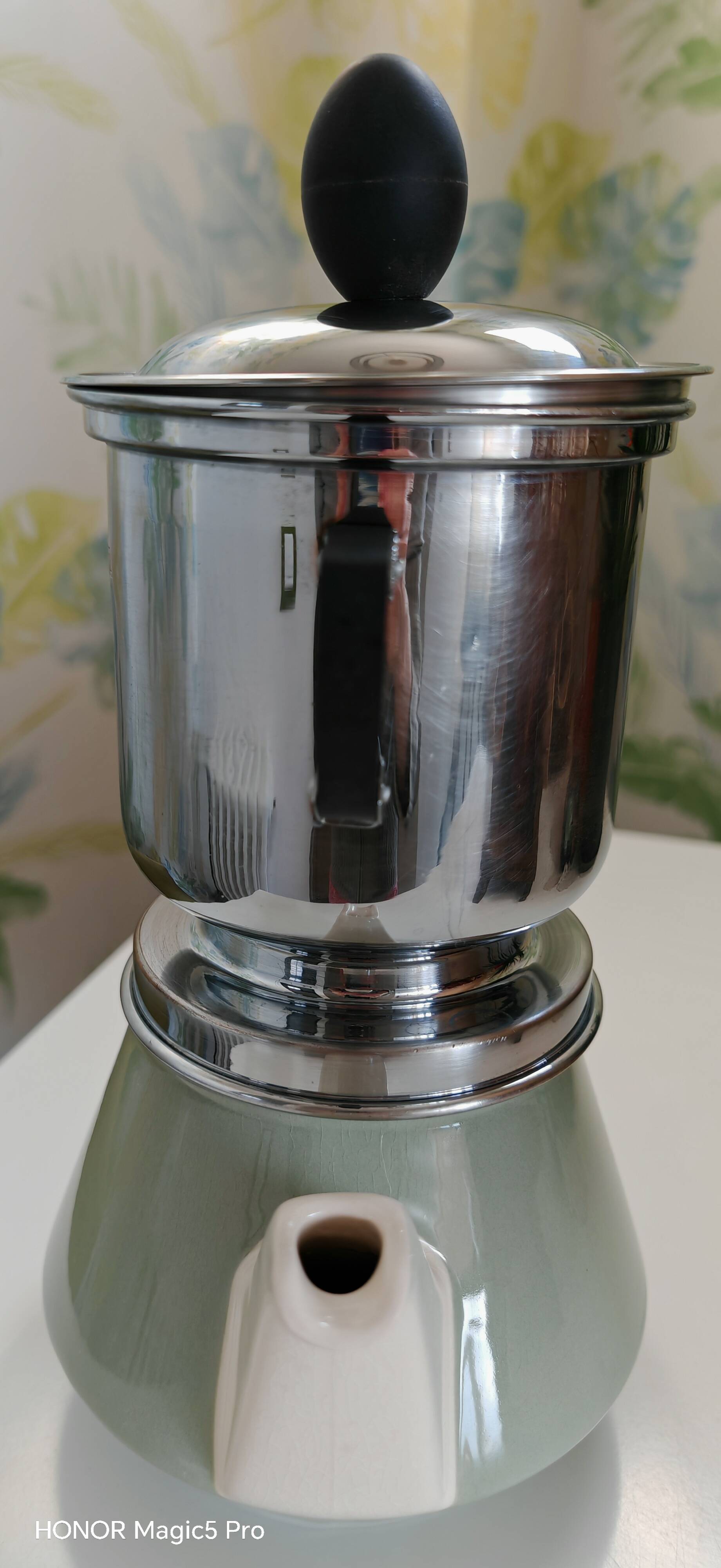 Villeroy and Boch teapot - Salam