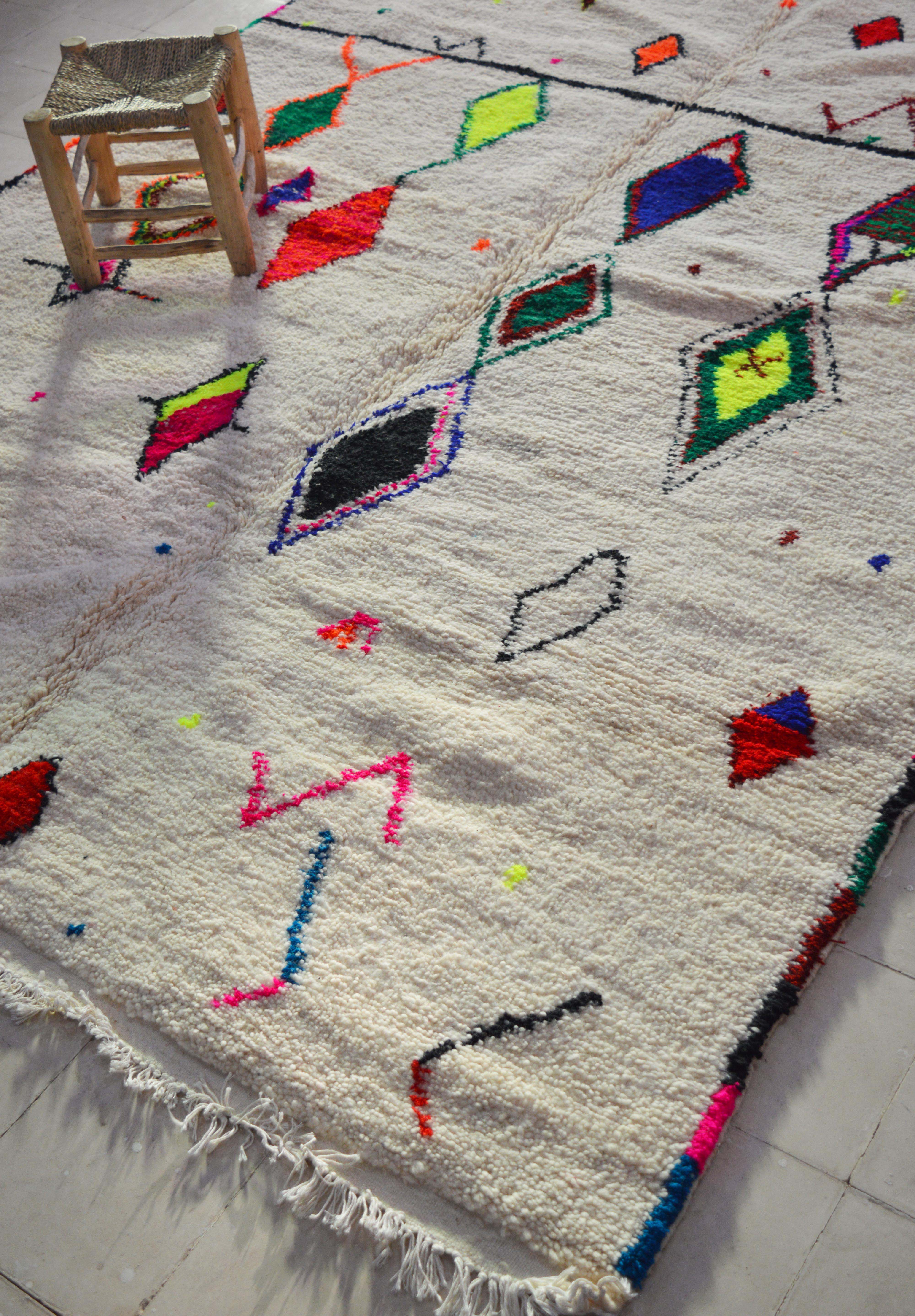 Berber neon carpet 285 x 210 cm