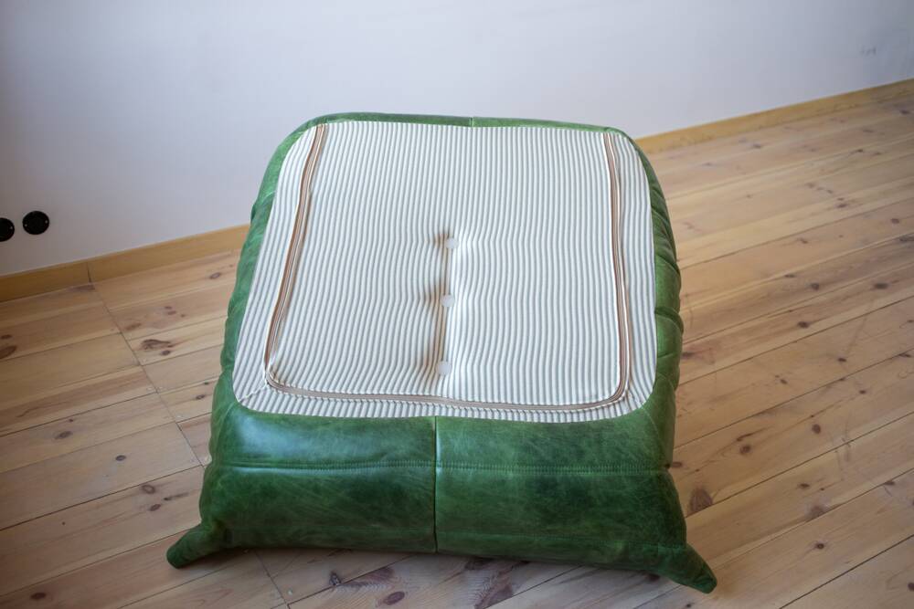 Ensemble de salon Togo en cuir vert, signé Michel Ducaroy pour Ligne Roset, 1979, ensemble de 5 pièces