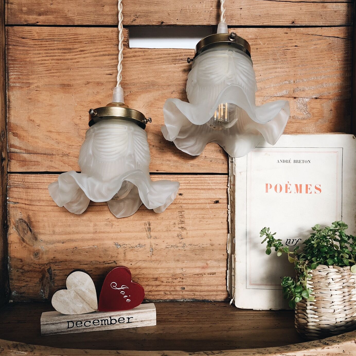 Duo of draped "tulips" walkmen