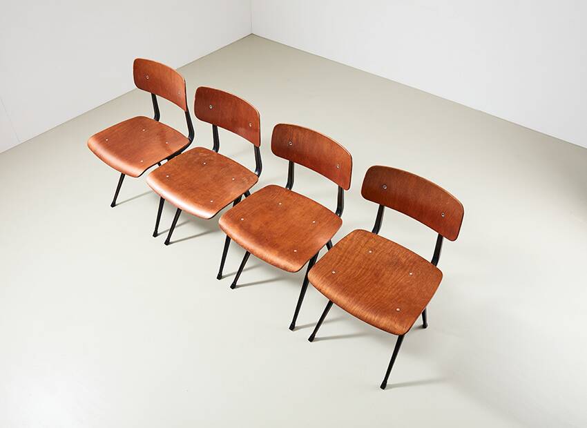 Friso Kramer Set of 4 Result chairs for Ahrend de Cirkel 1958