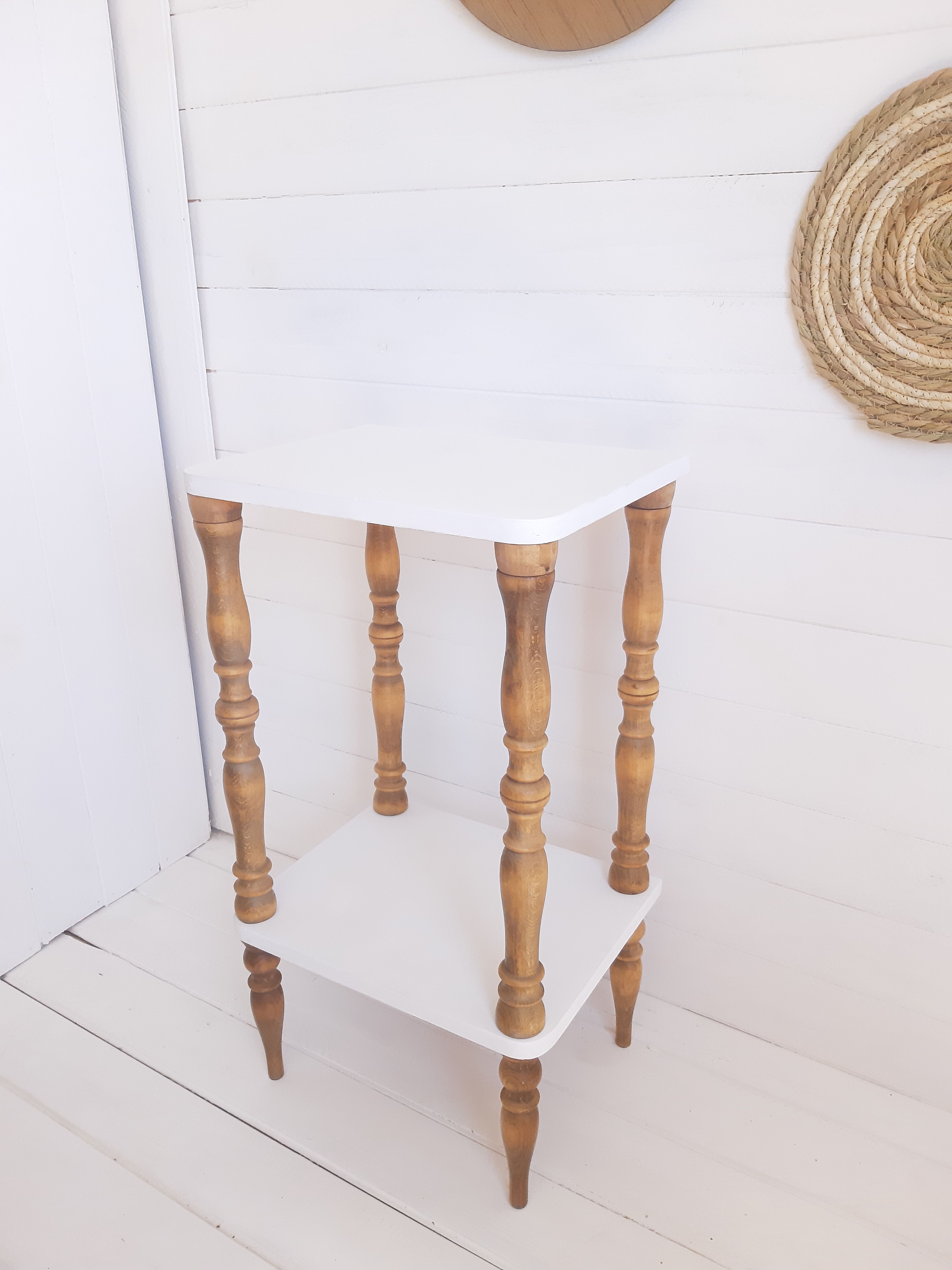 Harness/ console/ plant holder