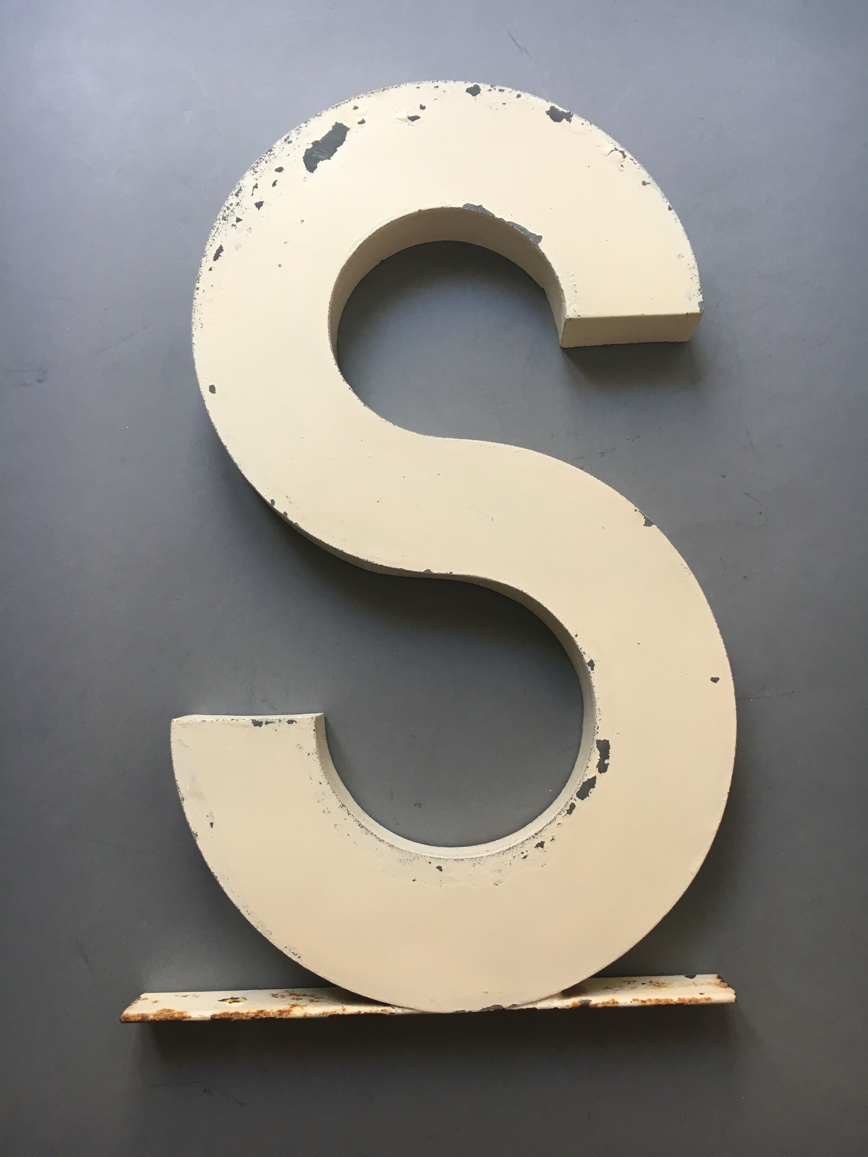 Old sign letter 40 cm vintage