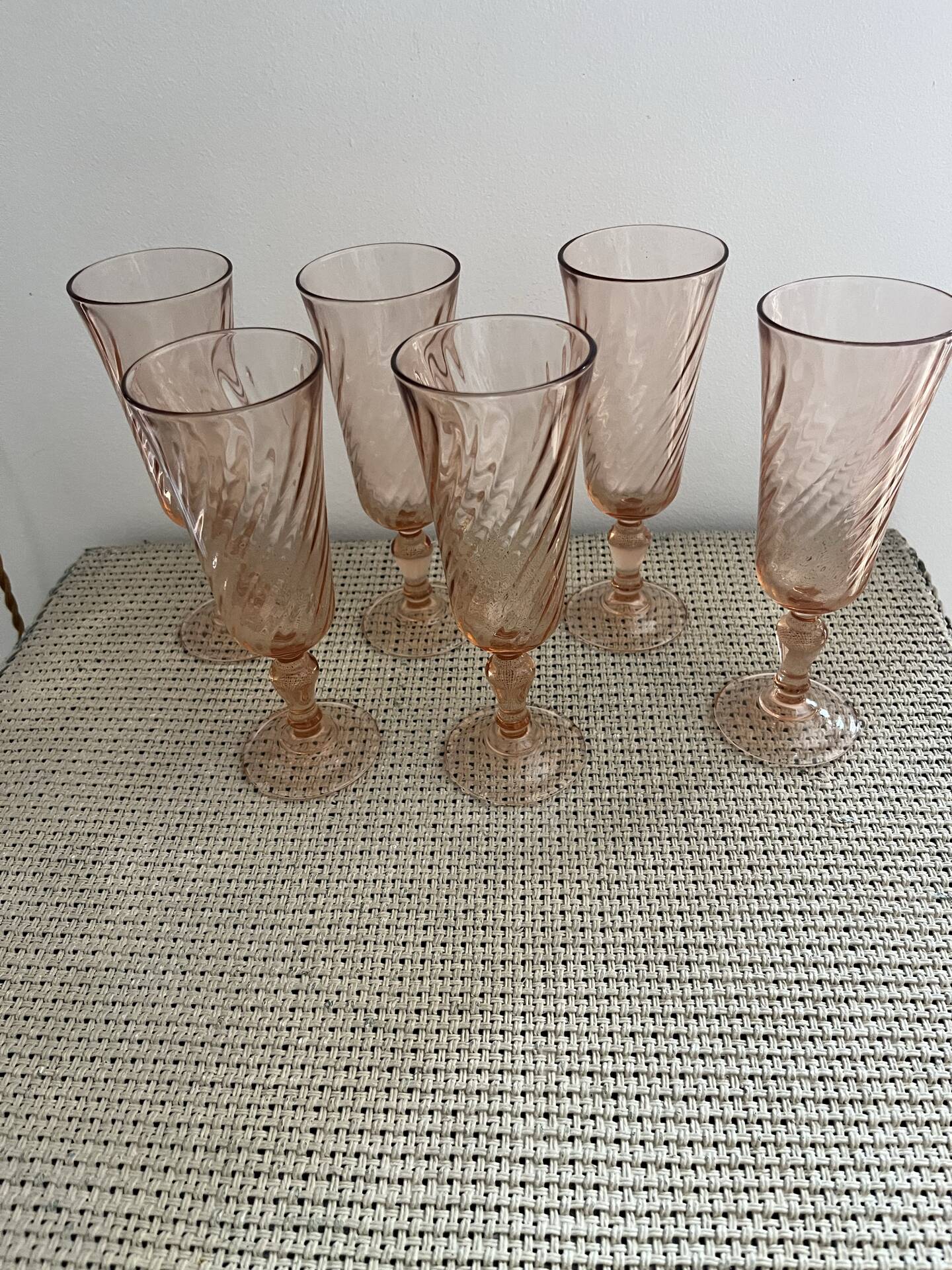 6 champagne flutes