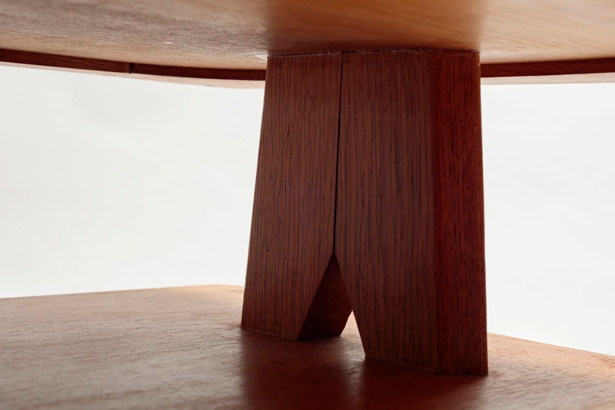 Table basse en chêne massif