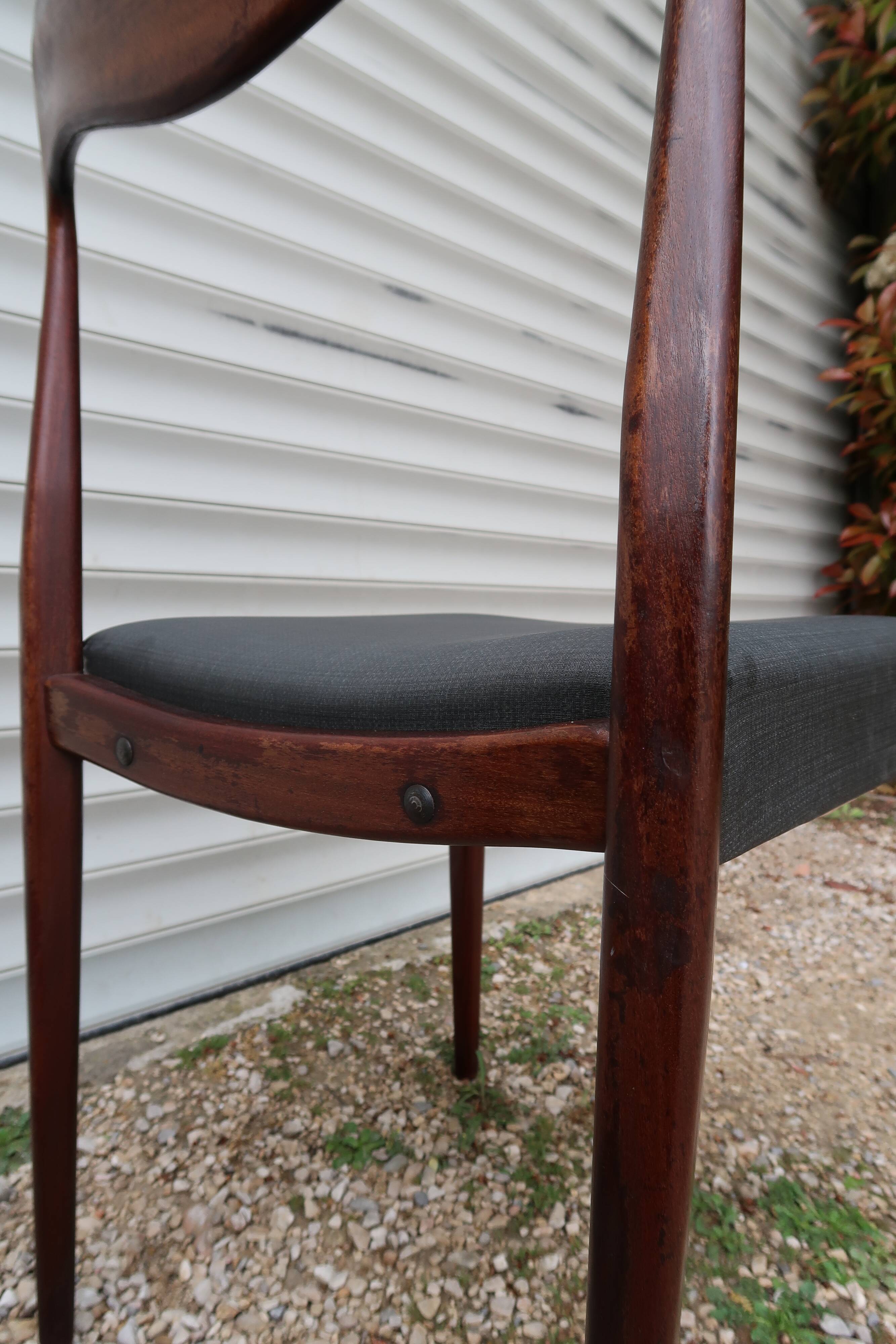 Pair of Scandinavian chairs Niels Otto Moller