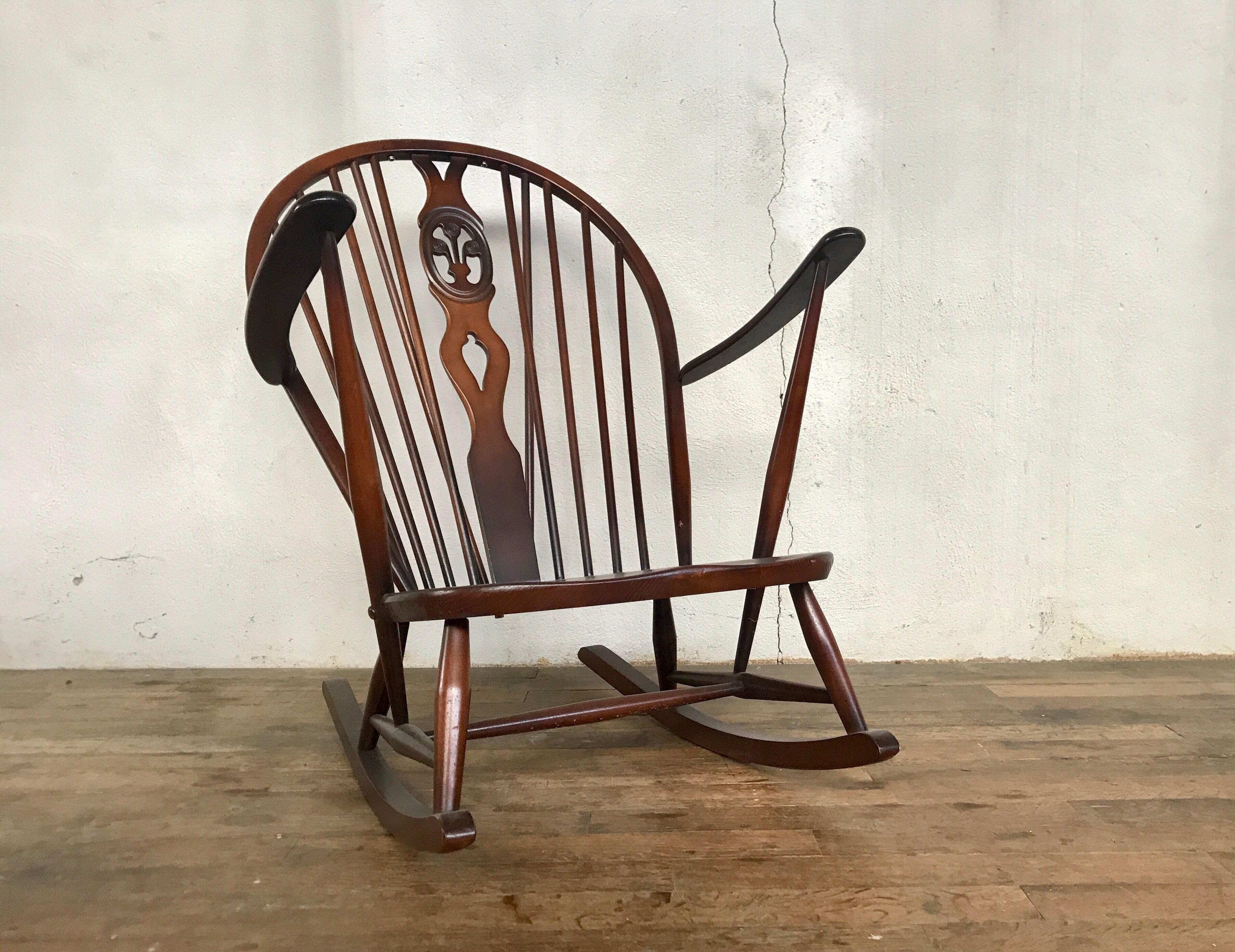 Rocking-chair de Lucian Ercolani pour Ercol