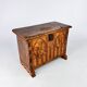 Commode Antique en Chêne avec Panneau Gothique Sculpté, 1900s